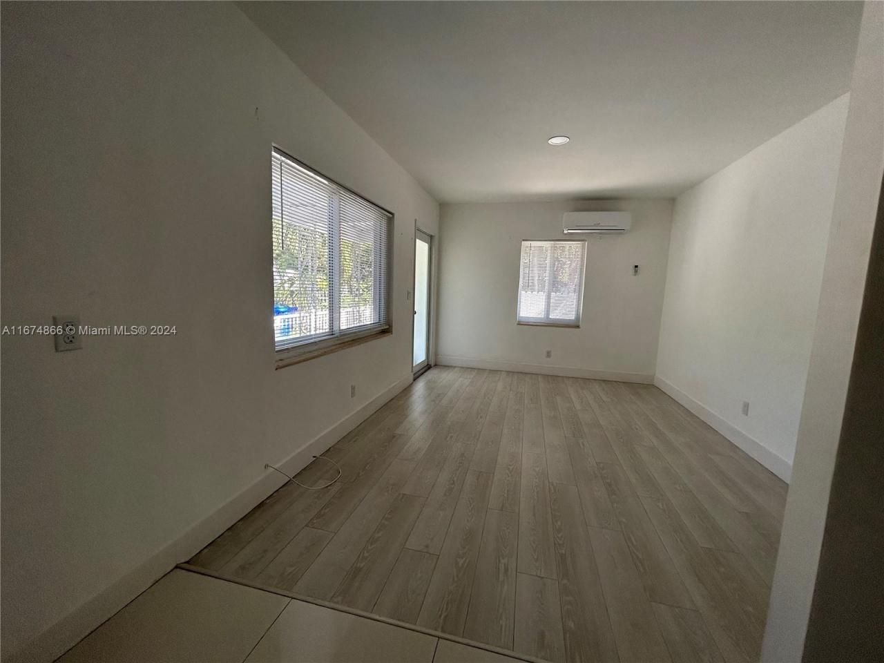 242 NE 55th Ter, Miami, FL 33137 Photo