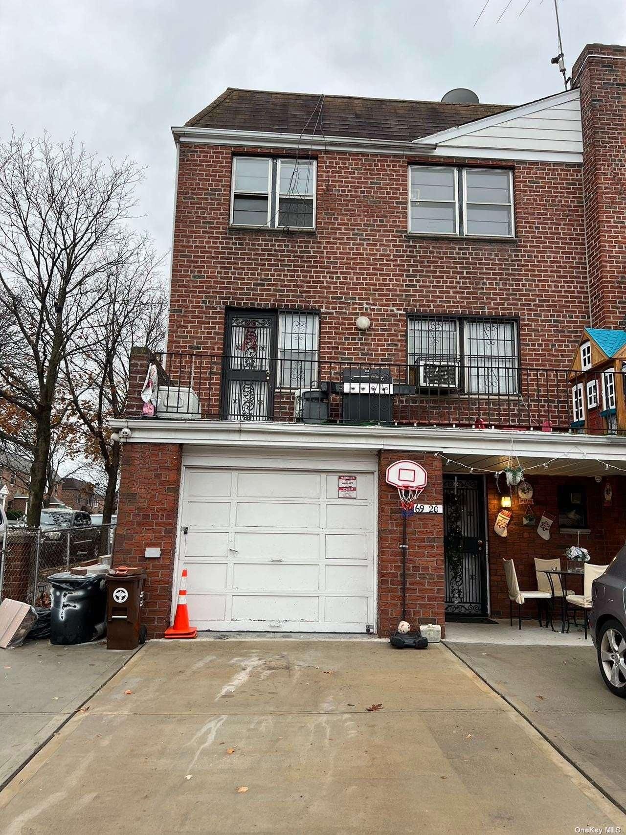 69-20 31st Avenue, Woodside, NY 11377 Main Photo