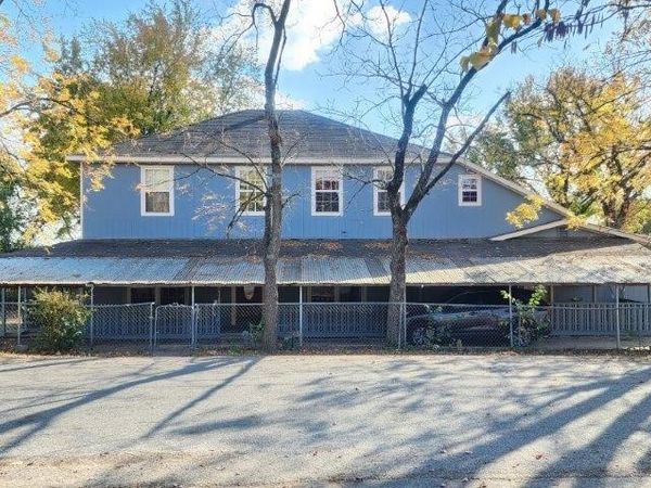 392 N Main Street, Centerton, AR 72719