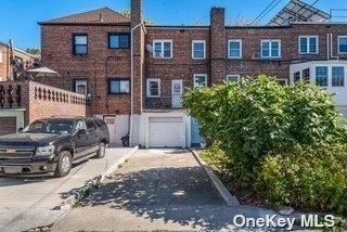 31-14 77 Street, Jackson Heights, NY 11372 Main Photo