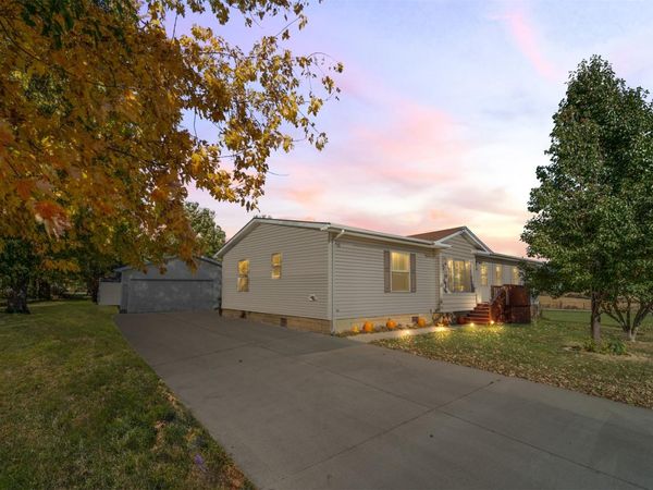 206 & 208 E Minerva Street, Albion, IA 50005