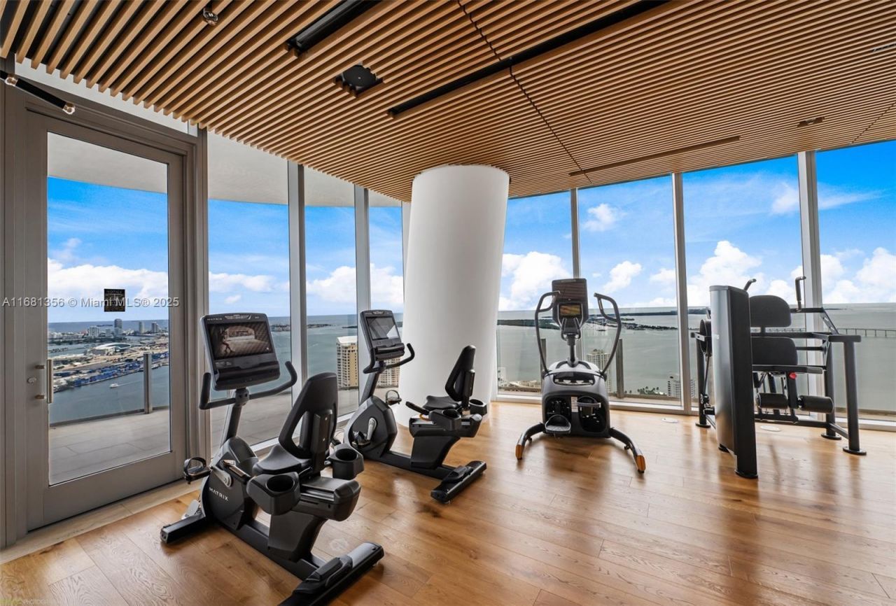 300 Biscayne Blvd Way, Unit 1205C, Miami, FL 33131 Photo