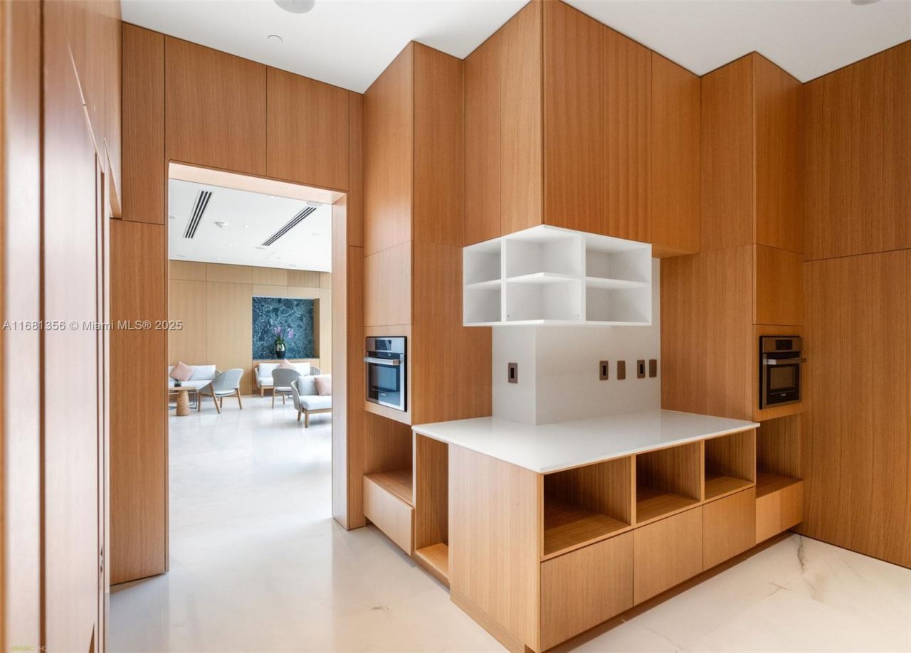 300 Biscayne Blvd Way, Unit 1205C, Miami, FL 33131 Photo