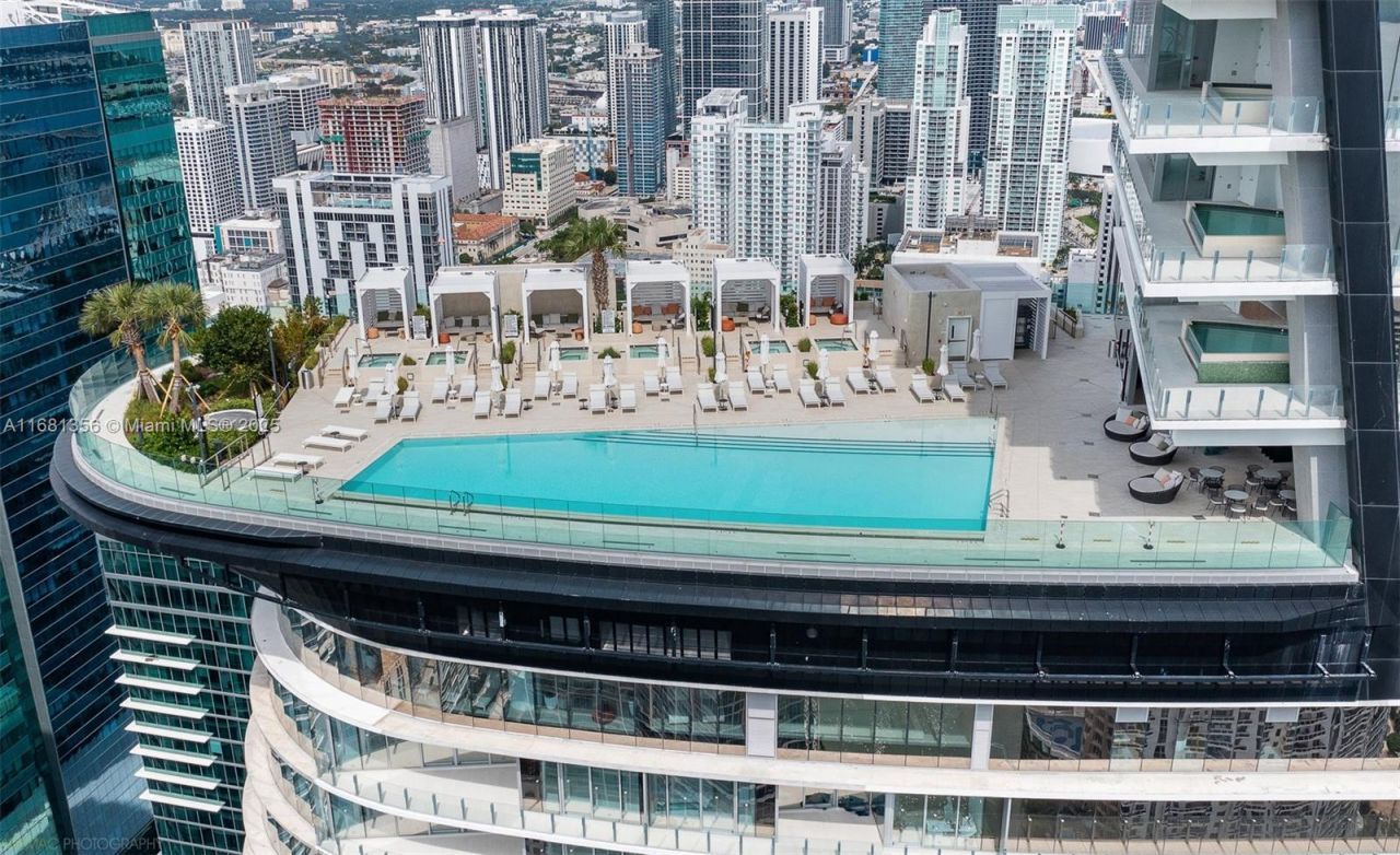 300 Biscayne Blvd Way, Unit 1205C, Miami, FL 33131 Photo