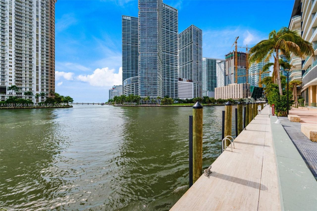300 Biscayne Blvd Way, Unit 1205C, Miami, FL 33131 Photo
