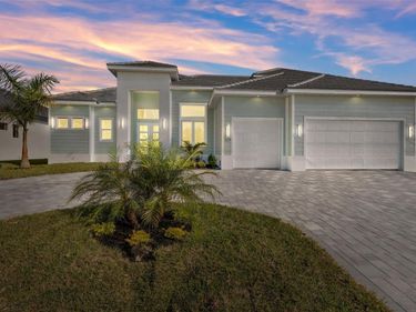 2129 CAPE CORAL PARKWAY W, CAPE CORAL, FL 33914