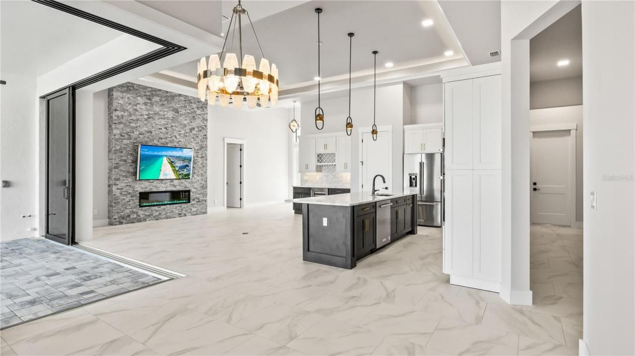 2133 Cape Coral Parkway W, Cape Coral, FL 33914 Photo