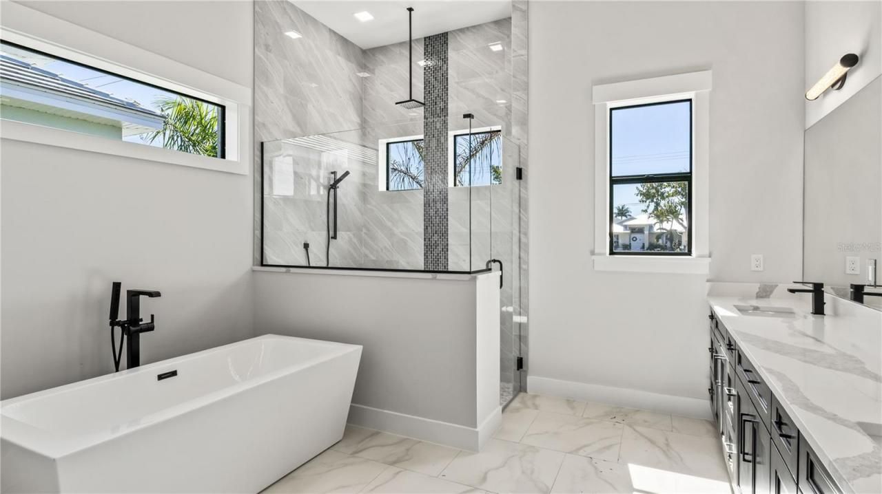 2133 Cape Coral Parkway W, Cape Coral, FL 33914 Photo