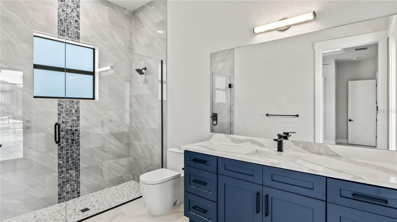 2133 Cape Coral Parkway W, Cape Coral, FL 33914 Photo