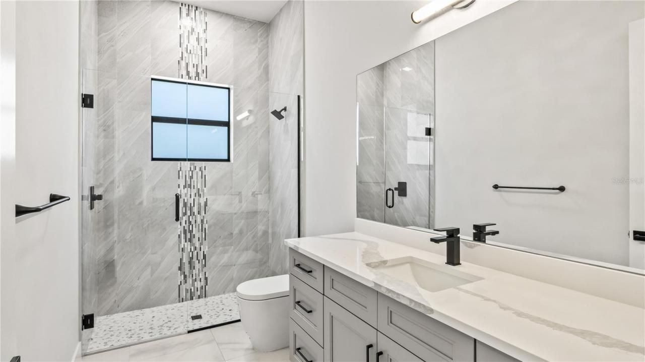 2133 Cape Coral Parkway W, Cape Coral, FL 33914 Photo