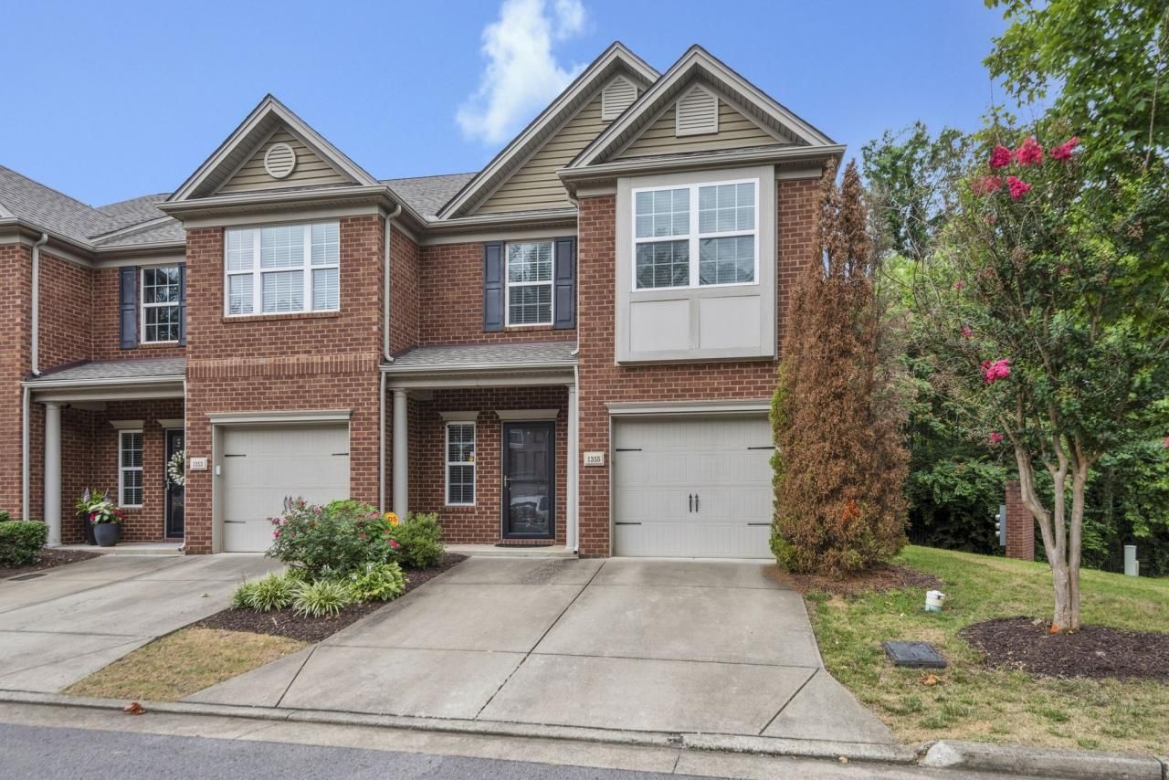 1355 Crown Point Pl, Nashville, TN 37211 Main Photo