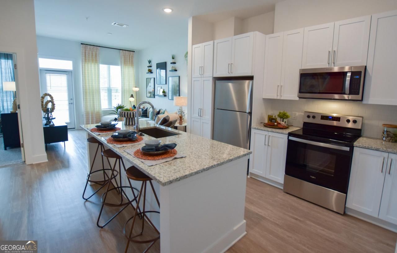 2620 Mall Of Georgia Boulevard, Unit 1207, Buford, GA 30519 Main Photo
