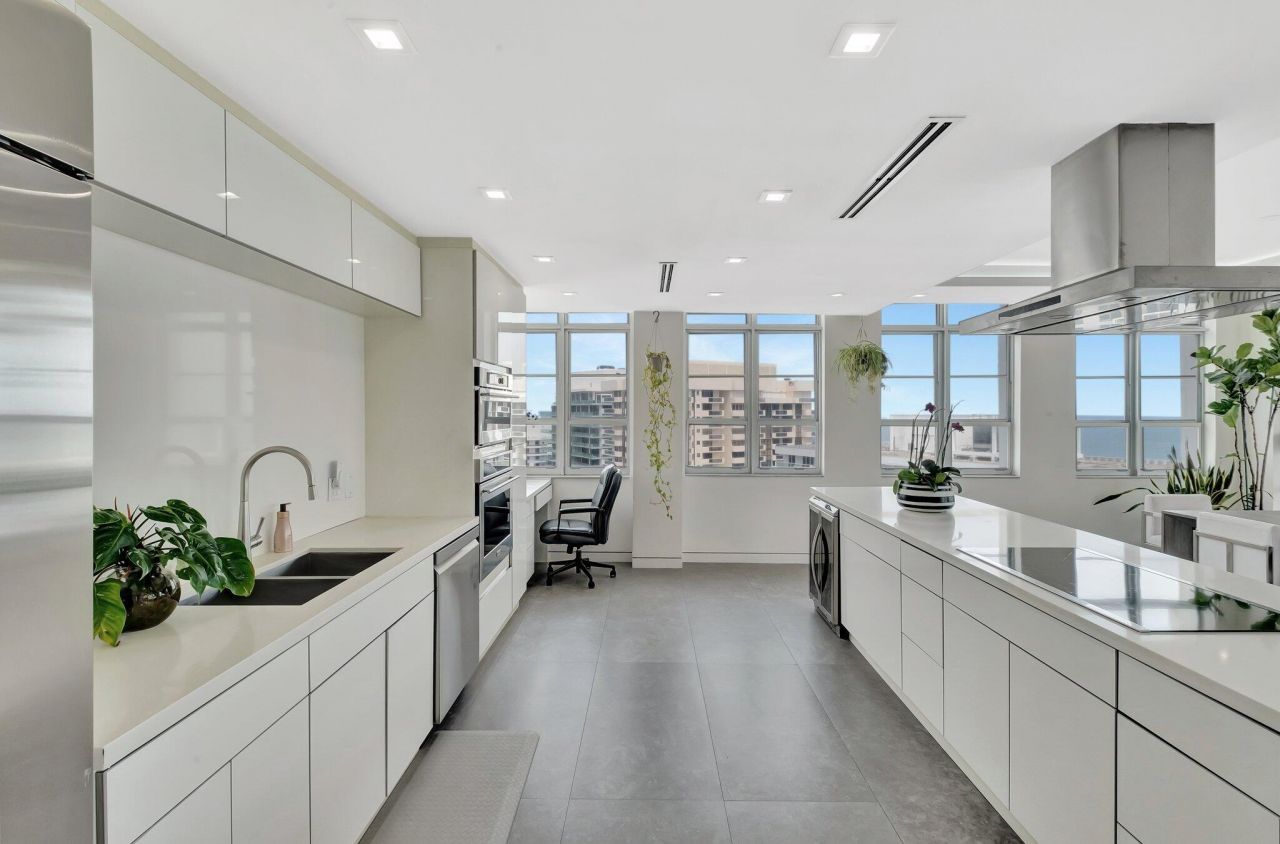 5660 Collins Avenue, Unit 21c, Miami Beach, FL 33140 Photo