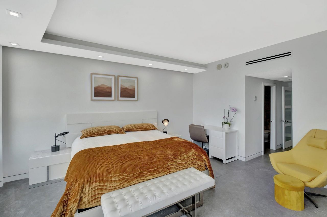 5660 Collins Avenue, Unit 21c, Miami Beach, FL 33140 Photo