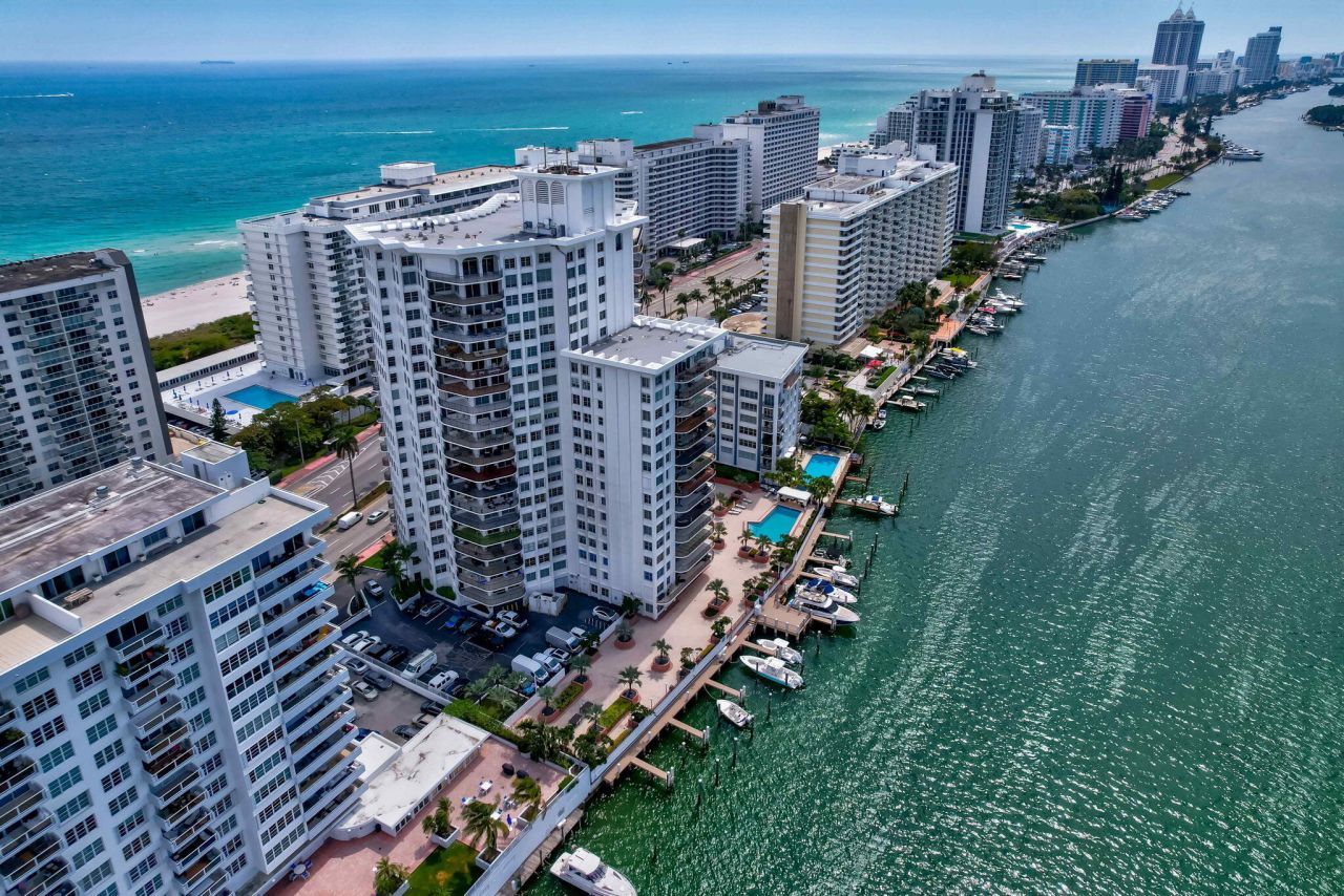 5660 Collins Avenue, Unit 21c, Miami Beach, FL 33140 Photo