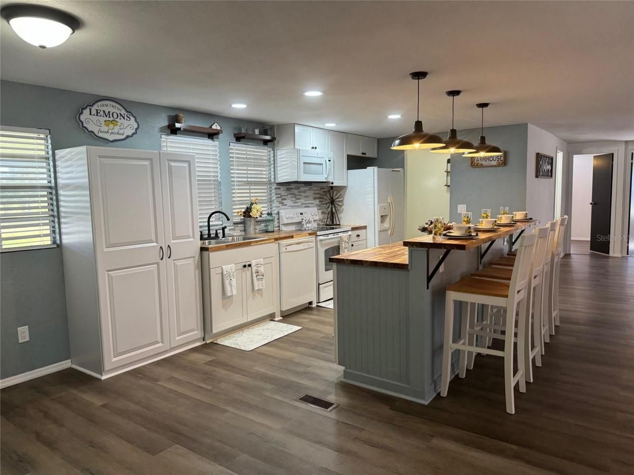 9437 N Singapore Avenue, Dunnellon, FL 34433 Photo