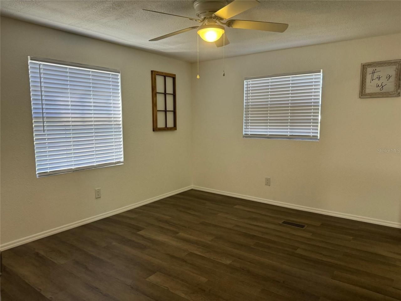 9437 N Singapore Avenue, Dunnellon, FL 34433 Photo