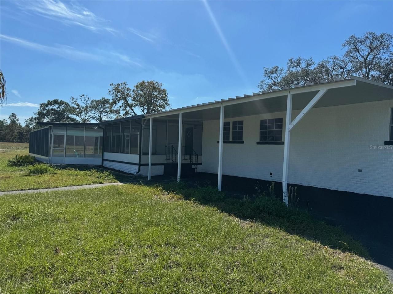 9437 N Singapore Avenue, Dunnellon, FL 34433 Photo