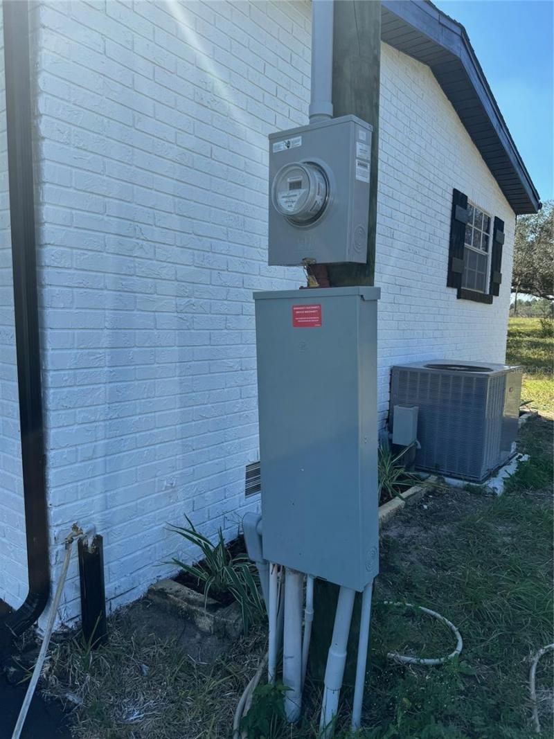 9437 N Singapore Avenue, Dunnellon, FL 34433 Photo