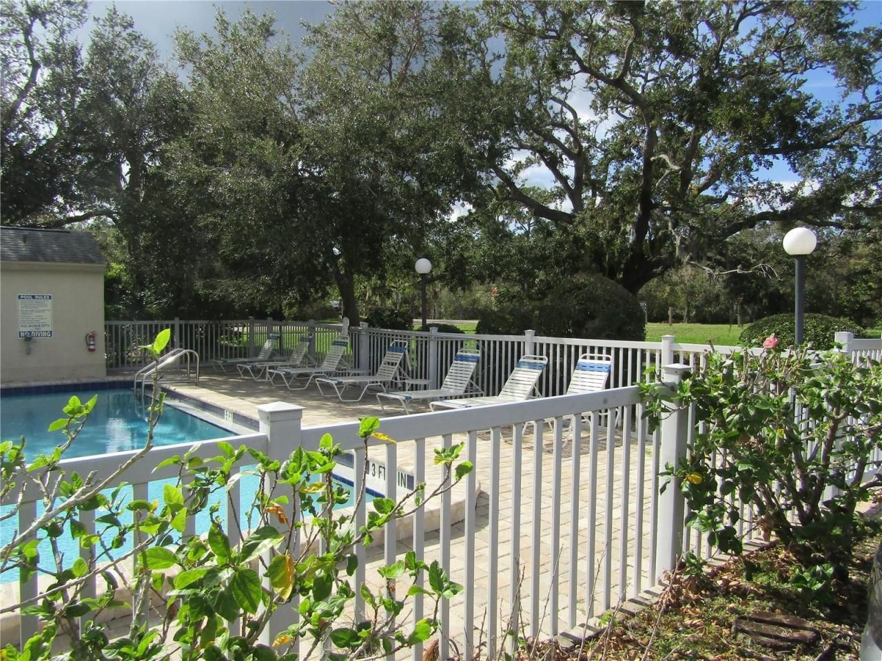 5136 Harpers Croft, Unit 11, Sarasota, FL 34235 Photo