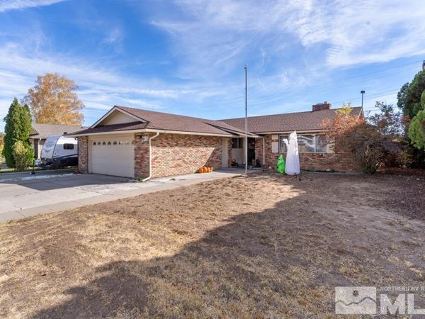 613 Ivy Street, Carson City, NV 89703