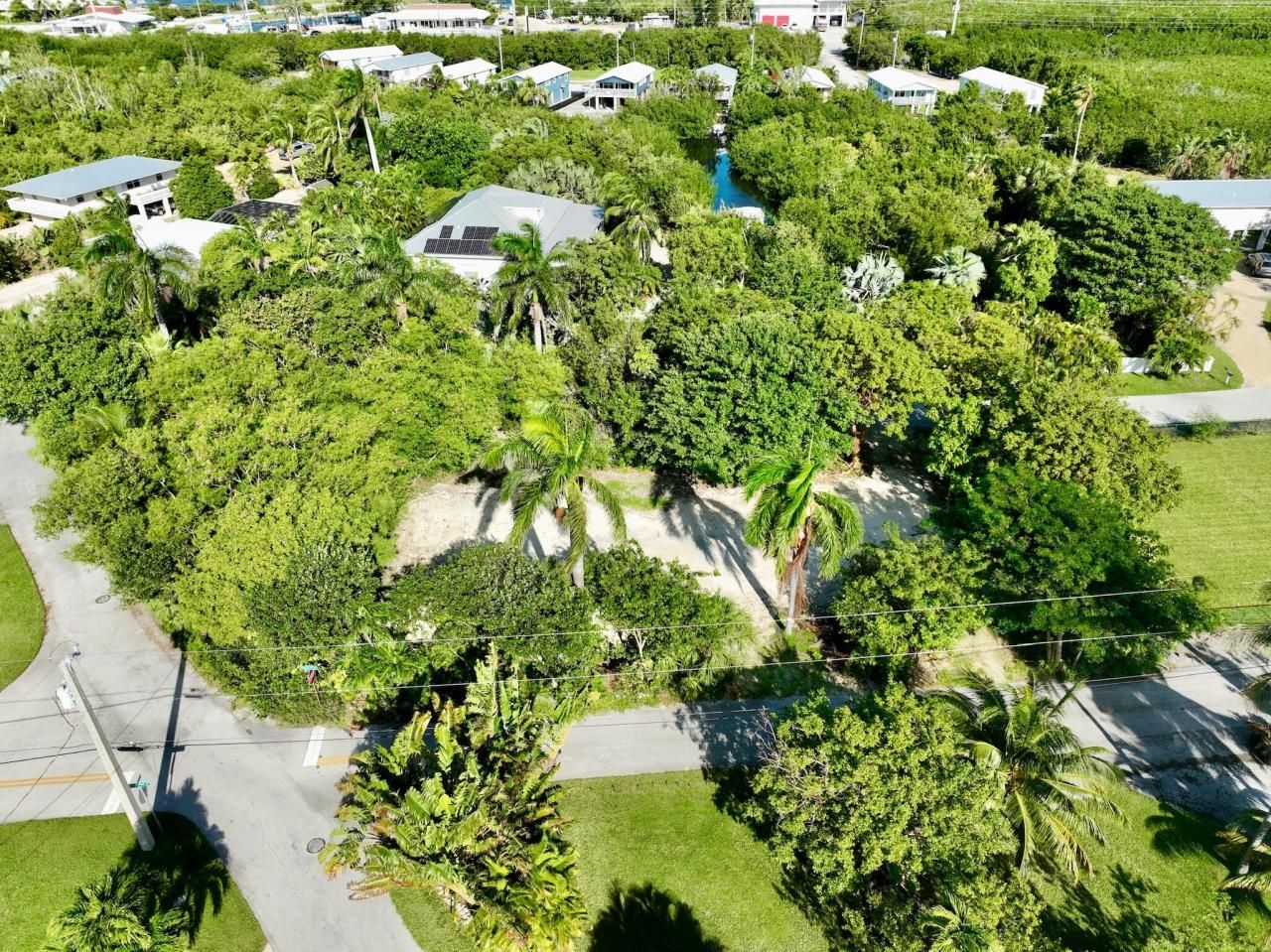 132 Sugarloaf Drive, Sugarloaf, FL 33042 Photo