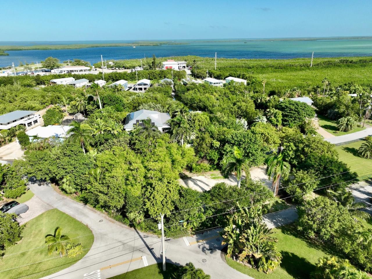 132 Sugarloaf Drive, Sugarloaf, FL 33042 Photo