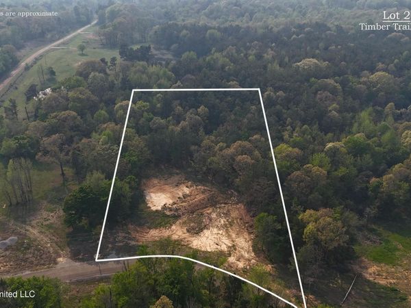 2 Tyro Branch Cove, Senatobia, MS 38668