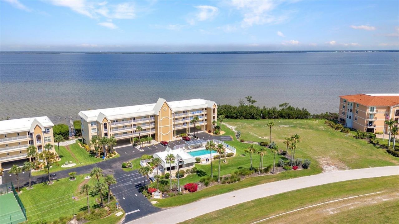 101 N Marion Court, Unit 122, Punta Gorda, FL 33950 Photo