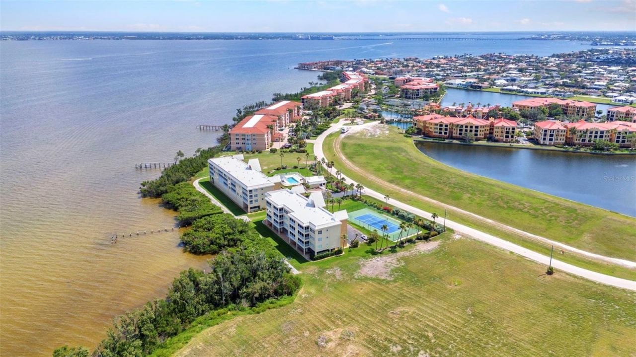 101 N Marion Court, Unit 122, Punta Gorda, FL 33950 Photo