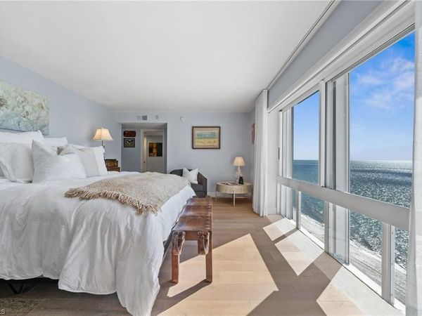 3951 Gulf Shore BLVD N, Unit 703, NAPLES, FL 34103