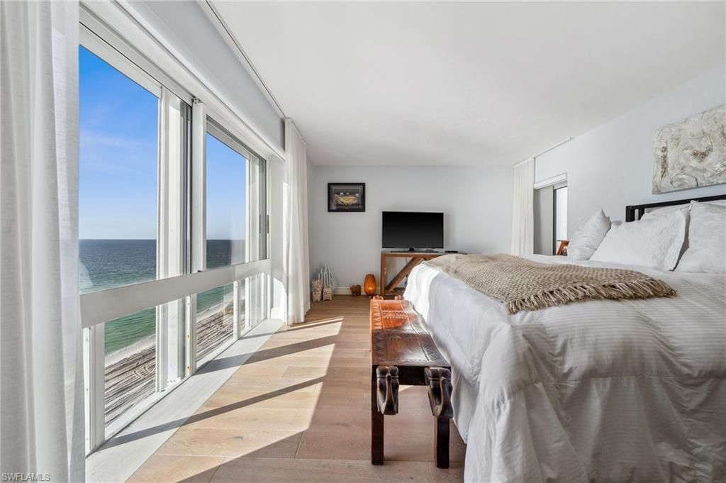 3951 Gulf Shore Blvd N, Unit 703, Naples, FL 34103 Photo