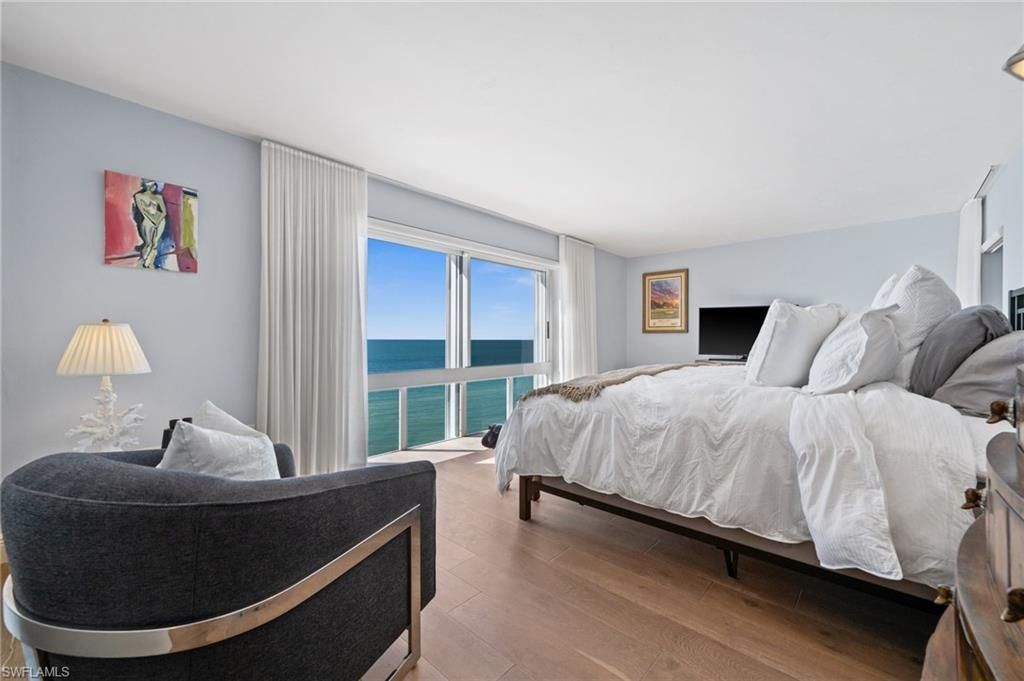 3951 Gulf Shore Blvd N, Unit 703, Naples, FL 34103 Photo