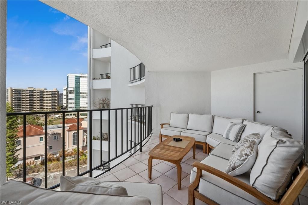 3951 Gulf Shore Blvd N, Unit 703, Naples, FL 34103 Photo