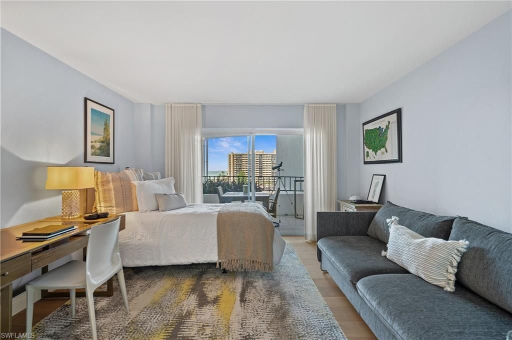 3951 Gulf Shore Blvd N, Unit 703, Naples, FL 34103 Photo