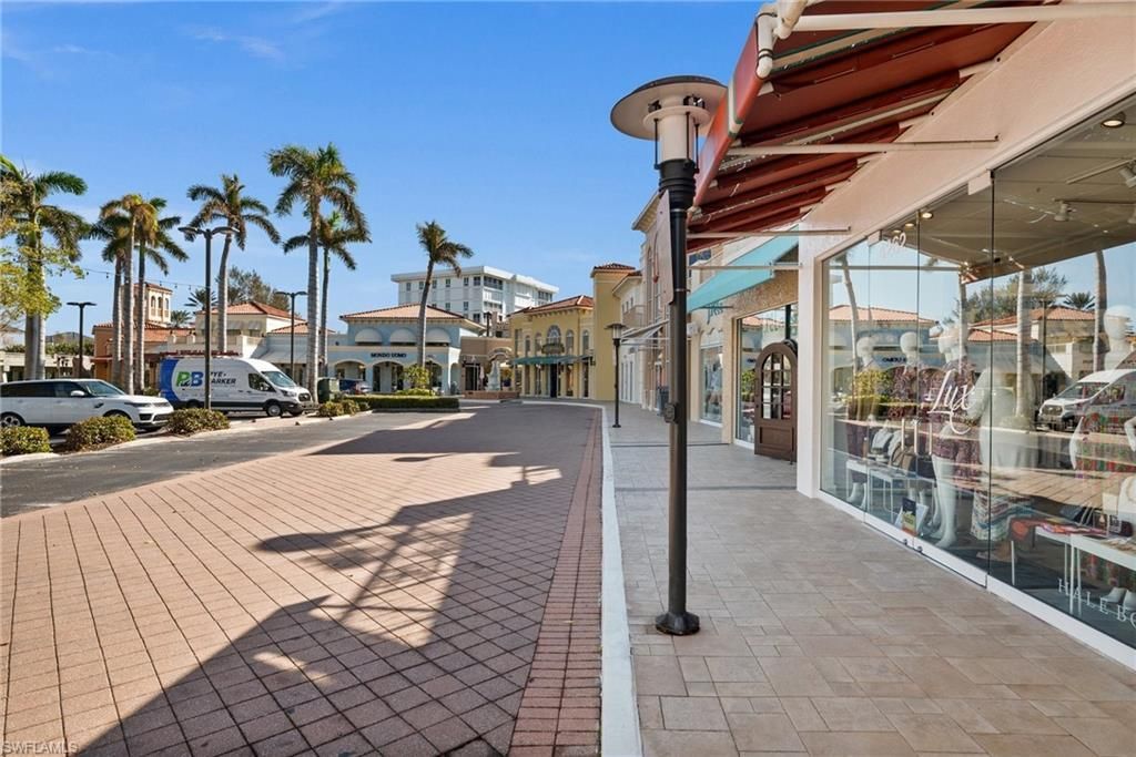 3951 Gulf Shore Blvd N, Unit 703, Naples, FL 34103 Photo