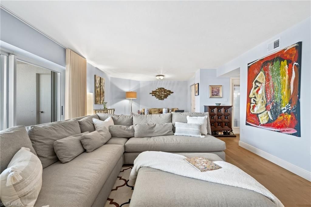 3951 Gulf Shore Blvd N, Unit 703, Naples, FL 34103 Photo