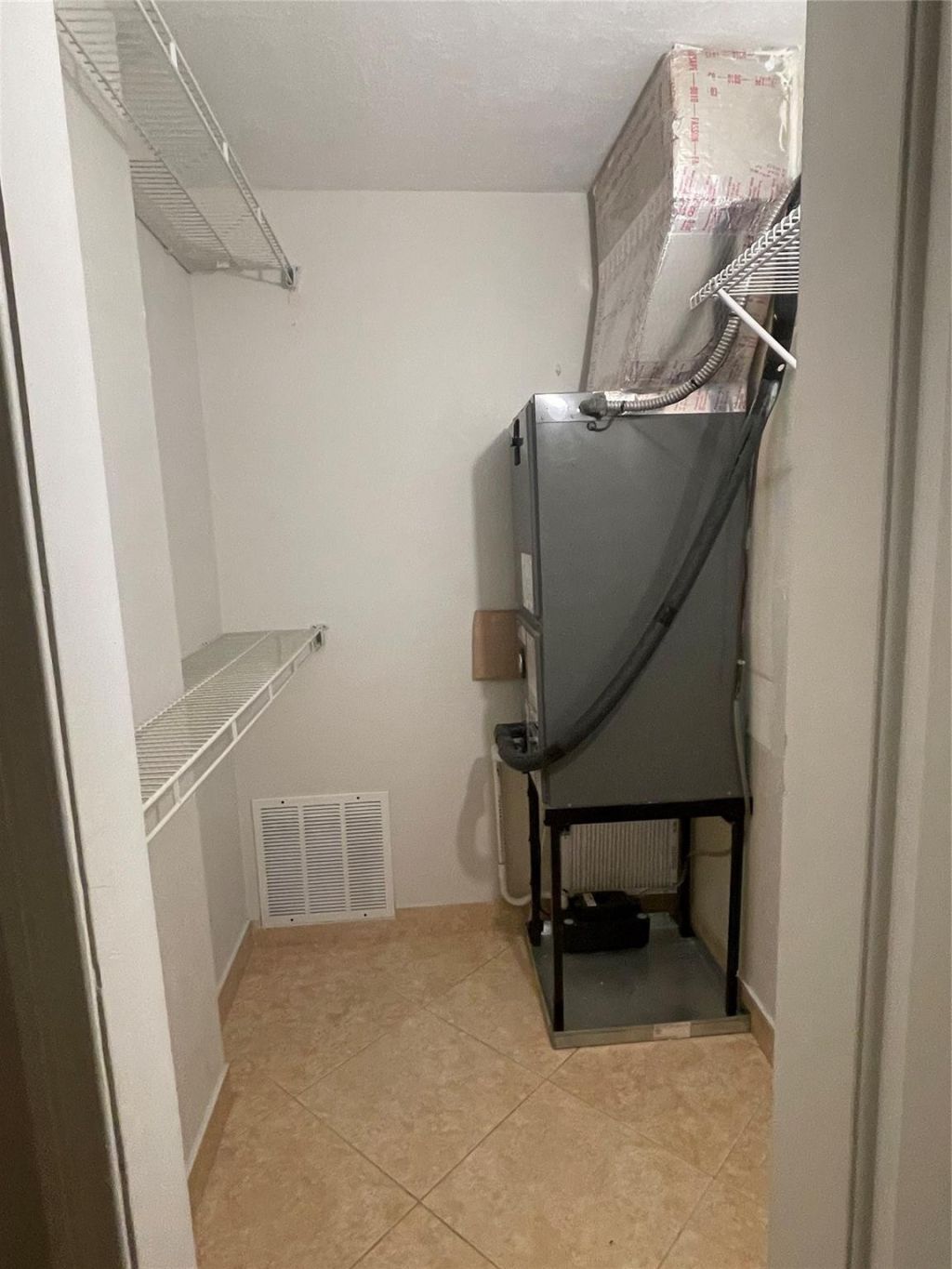 1731 SE 15, Unit 206, Fort Lauderdale, FL 33316 Photo