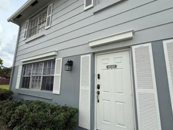 8040 SW 17 Place, Unit 8040, Davie, FL 33324