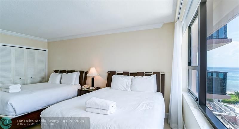 5225 Collins Ave, Unit 1417, Miami Beach, FL 33140 Photo