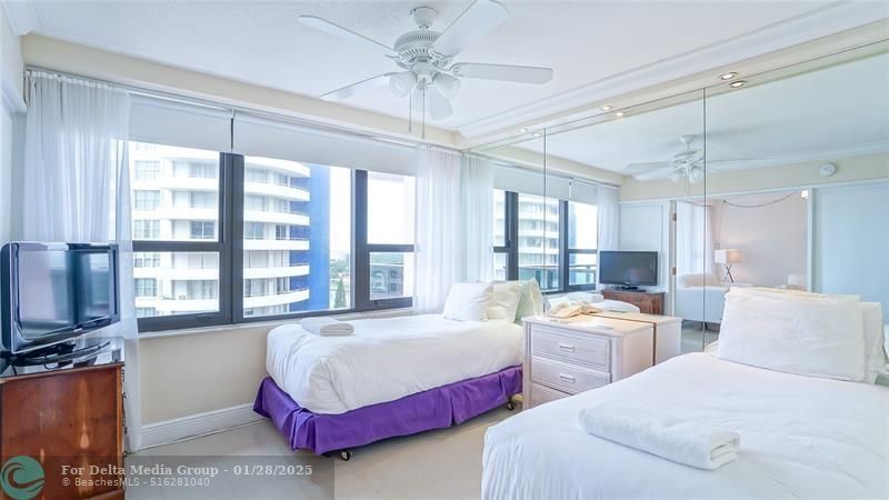 5225 Collins Ave, Unit 1417, Miami Beach, FL 33140 Photo