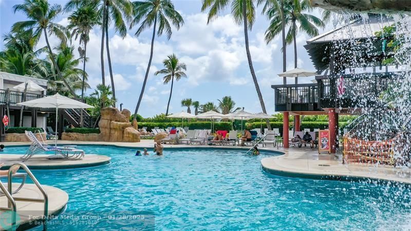 5225 Collins Ave, Unit 1417, Miami Beach, FL 33140 Photo