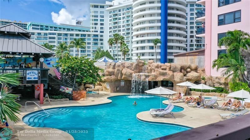 5225 Collins Ave, Unit 1417, Miami Beach, FL 33140 Photo