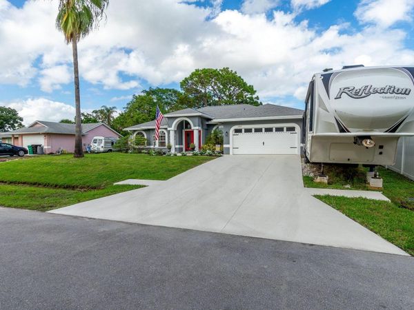 1211 SW Porter Road, Port Saint Lucie, FL 34953