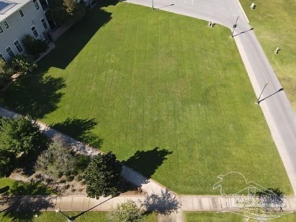 662 E Romana St, Pensacola, FL 32502