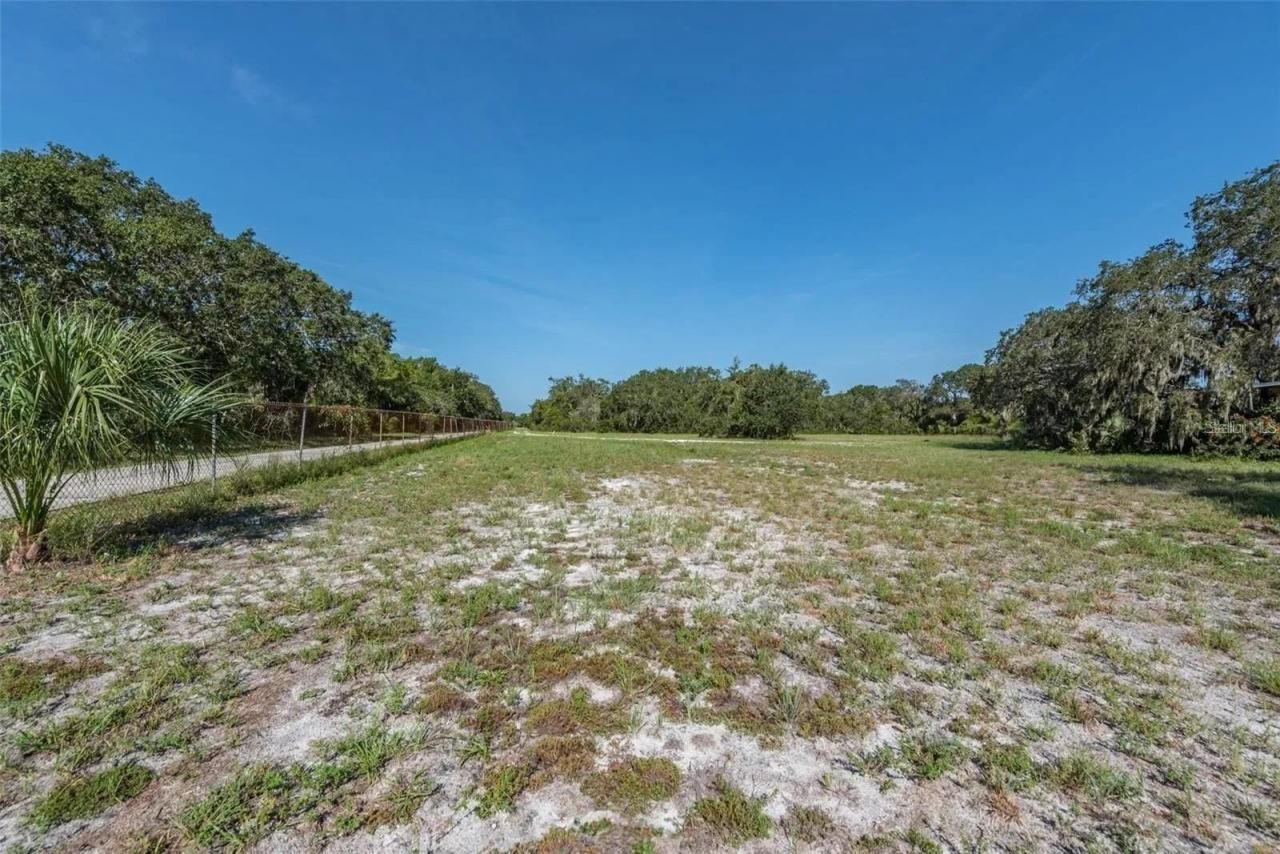 12154 Bullfrog Creek Road, Gibsonton, FL 33534 Photo