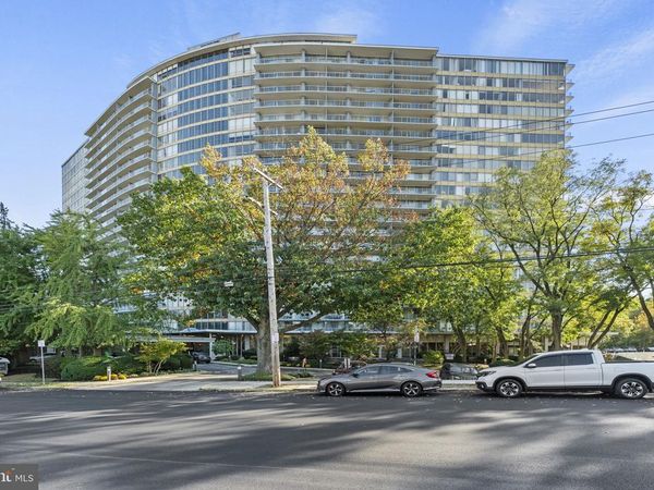 3900 FORD ROAD, Unit 5M, PHILADELPHIA, PA 19131