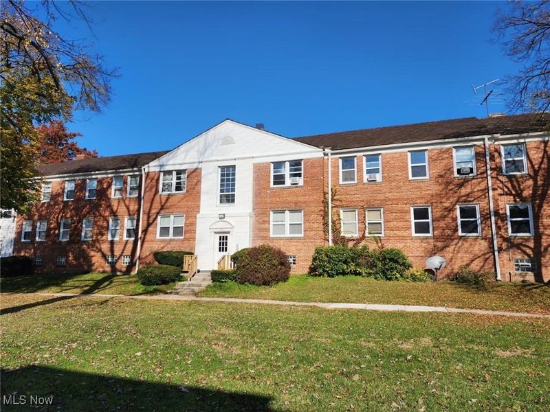 1832 Forest Hills Boulevard, East Cleveland, OH 44112 Photo 1