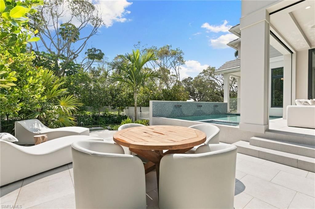 1191 7th Ave N, Naples, FL 34102 Photo