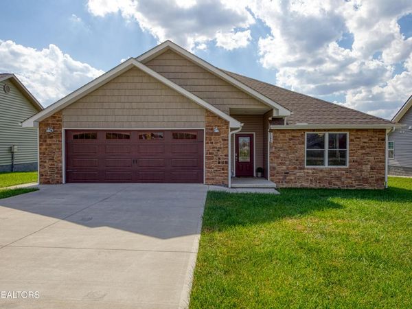 2707 COOK Rd, Crossville, TN 38555